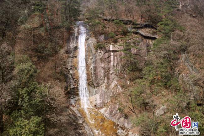 逃出安逸小乡村